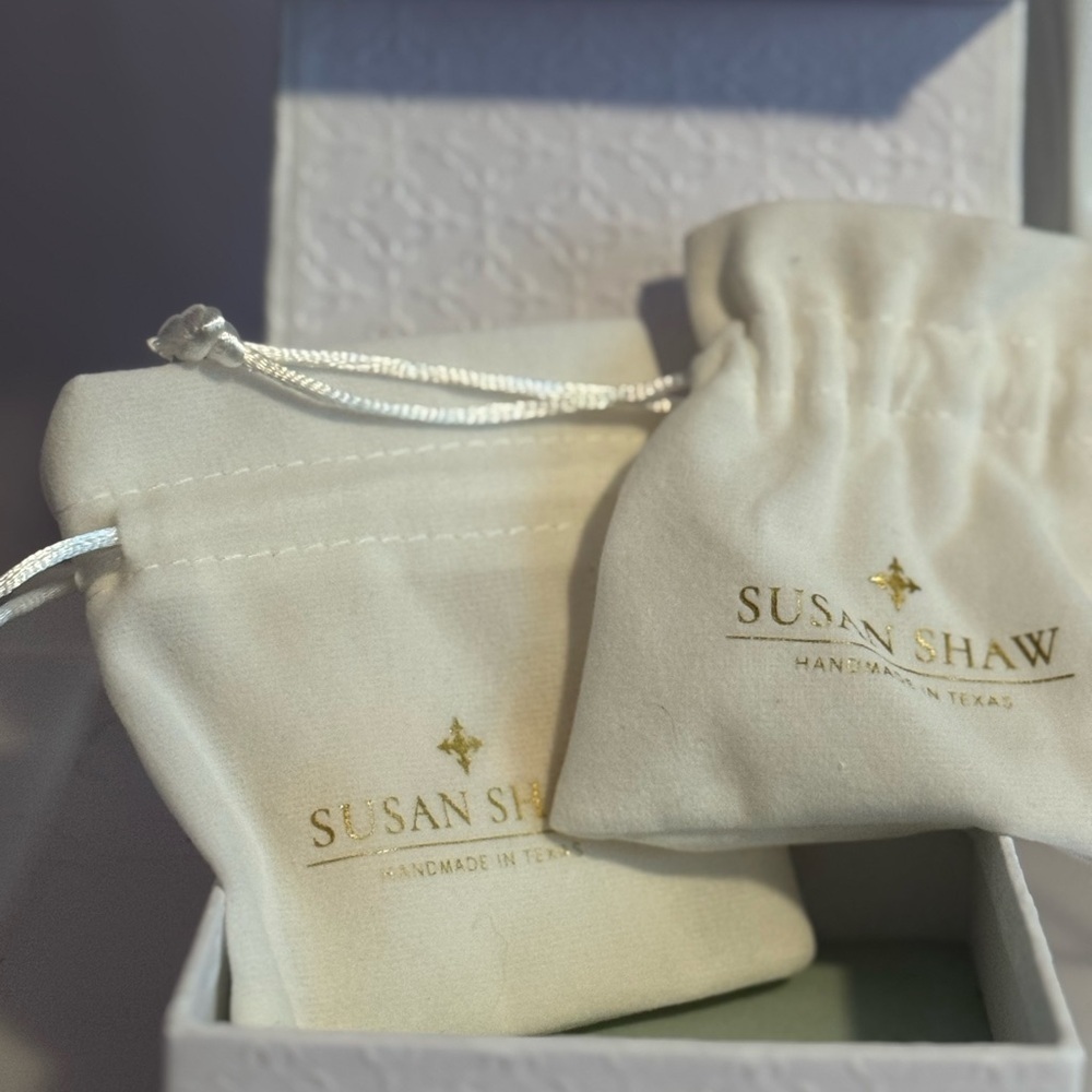 Susan Shaw triple plated 24 karat gold starfish necklace and earrings - Picture 8 of 8